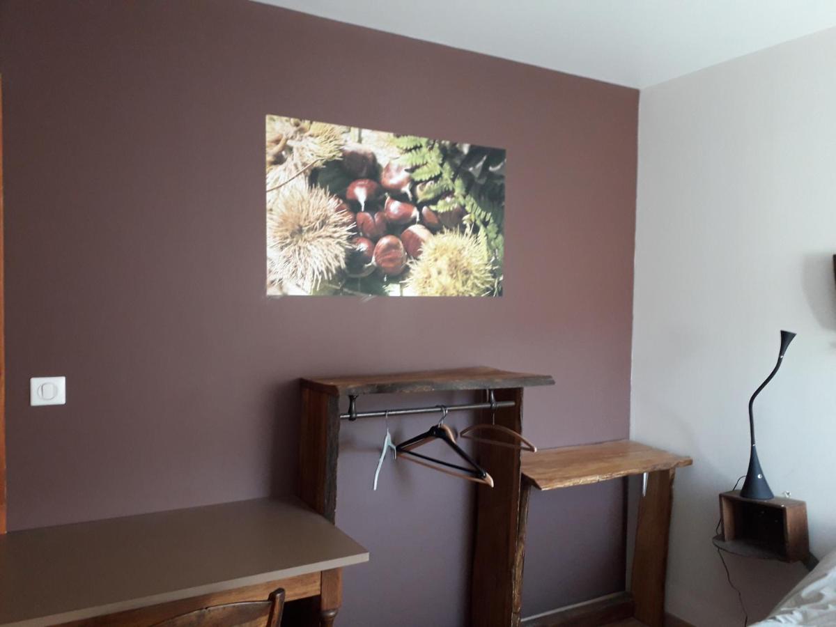 Chambre D'Hotes Le Cascadou Banassac Exteriör bild