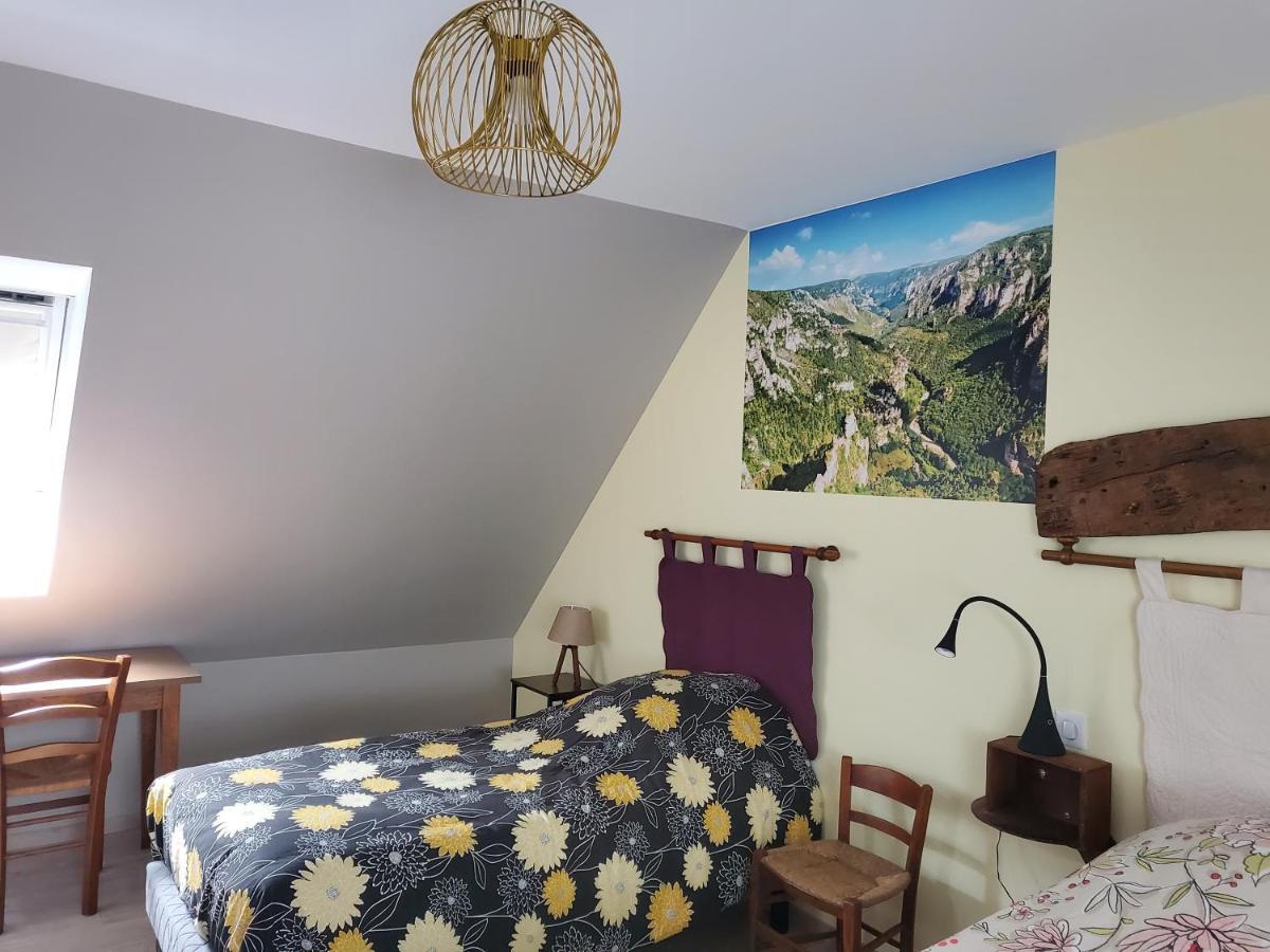 Chambre D'Hotes Le Cascadou Banassac Exteriör bild